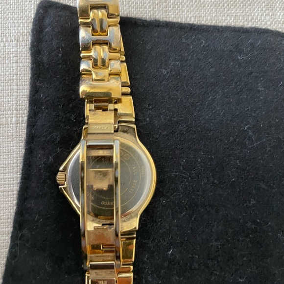 Vintage Movado Ladies Watch - Picture 3 of 4
